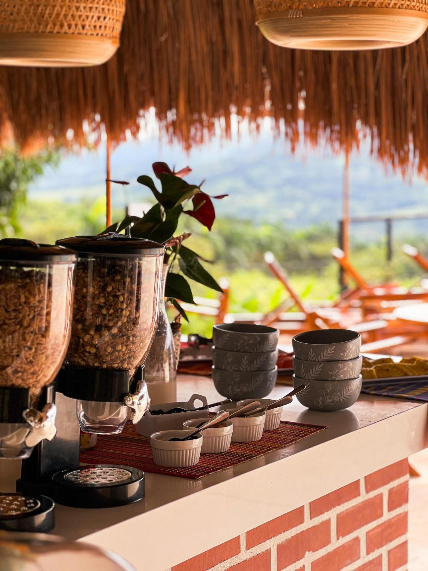 Fina Estampa Country Hotel - Mayores De 10 Anos - Támesis Екстериор снимка