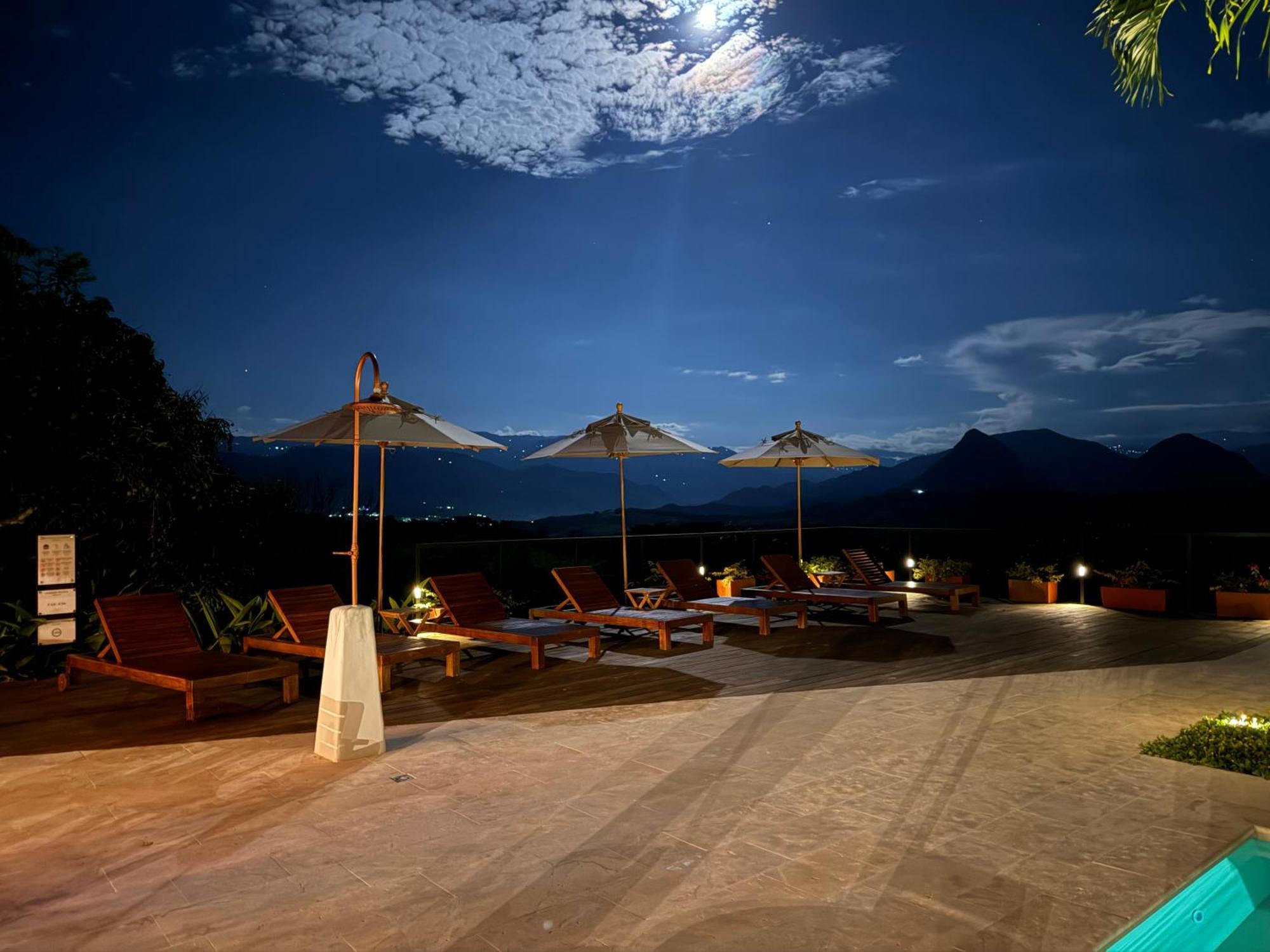 Fina Estampa Country Hotel - Mayores De 10 Anos - Támesis Екстериор снимка